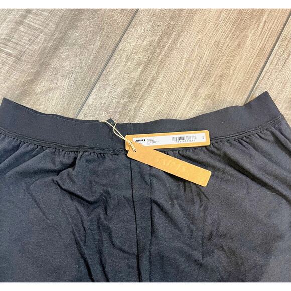 SKIMS Boyfriend Loose Pants in Onyx Small Pull On Straight Leg Stretch Pockets - Picture 5 of 5